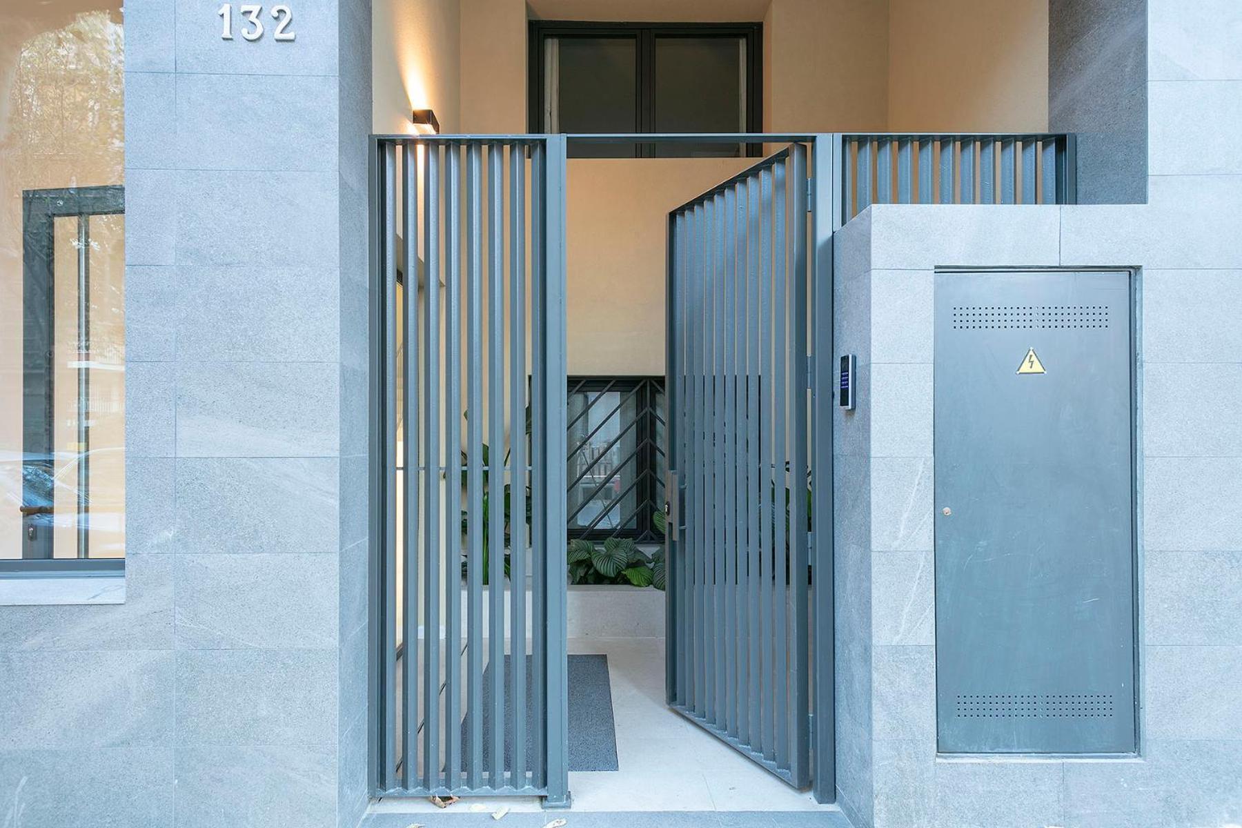 Your Home - Camp Nou Apartment L'Hospitalet de Llobregat Bagian luar foto