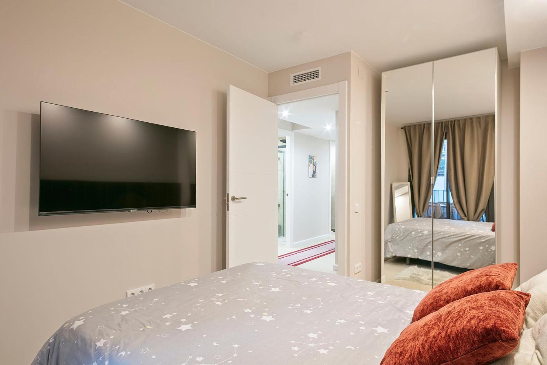 Your Home - Camp Nou Apartment L'Hospitalet de Llobregat Bagian luar foto